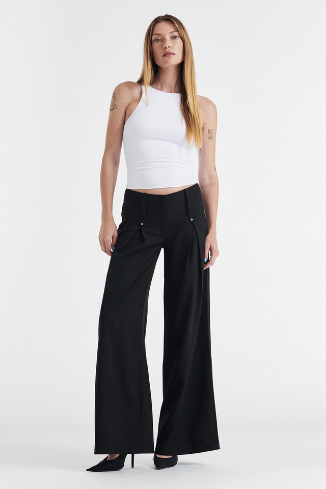 SOPHIE BASIC SLEEVELESS TANK WITH SHELF BRA - WHITE